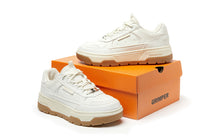 將圖片載入圖庫檢視器 GRIMPER Stick Rugged 奶油白厚底球鞋 (MONSTA X 亨元、Billlie HARUNA同款)