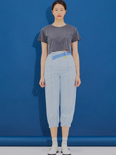 將圖片載入圖庫檢視器 CCOMAQUE 腰部綴飾縮口藍色七分褲