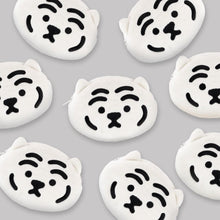 將圖片載入圖庫檢視器 MUZIK TIGER 老虎鑰匙扣化妝包 3色