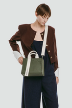 將圖片載入圖庫檢視器 MARHEN.J Rico Mini Comfort 墨綠色帆布包