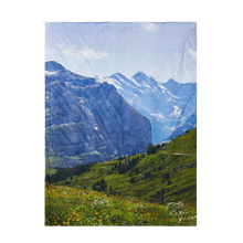 將圖片載入圖庫檢視器 PHOTOZENIAGOODS 瑞士景色天鵝絨毯子(2種尺寸)