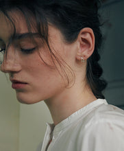 將圖片載入圖庫檢視器 VERTE Deux.silver.122 / lien 耳環（銀色）

