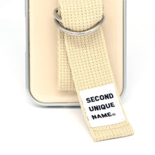 將圖片載入圖庫檢視器 SECOND UNIQUE NAME 米白色指套手機殼 (銀色邊框)
