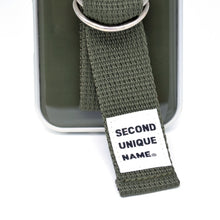 將圖片載入圖庫檢視器 SECOND UNIQUE NAME 軍綠色指套手機殼 (銀色邊框)
