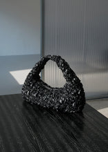 將圖片載入圖庫檢視器 KWANI Airy Tote Small 抓皺雲朵銀色肩背包
