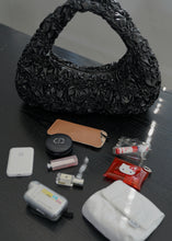 將圖片載入圖庫檢視器 KWANI Airy Tote Small 抓皺雲朵銀色肩背包
