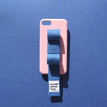 將圖片載入圖庫檢視器 SECOND UNIQUE NAME 粉紅藍莓蝴蝶結指套手機殼
