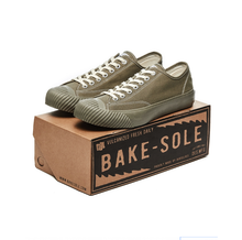 將圖片載入圖庫檢視器 BAKE-SOLE Yeast 橄欖綠帆布鞋
