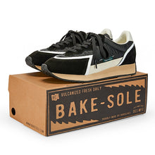 將圖片載入圖庫檢視器 BAKE-SOLE Sprinter 黑色復古休閒鞋
