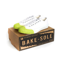 將圖片載入圖庫檢視器 BAKE-SOLE Scone 白x螢光綠帆布鞋
