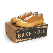 將圖片載入圖庫檢視器 BAKE-SOLE Scone 棕色帆布鞋
